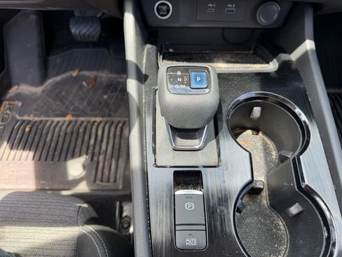 Used 2021 Nissan Rogue SV image 28