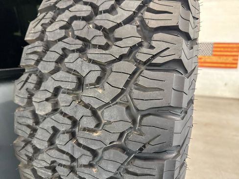 Used 2015 Jeep Wrangler Unlimited Rubicon w/ Connectivity Group AWD/4WD image 66