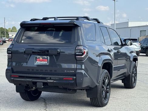 Used 2026 Toyota 4Runner 4WD image 4