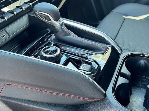 New 2026 Chevrolet Colorado Z71 w/ Technology Package image 24