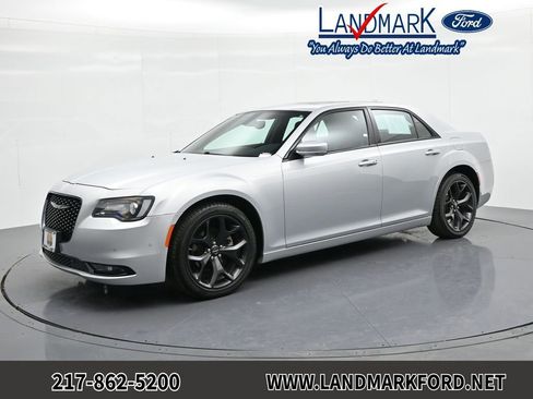 Used 2023 Chrysler 300 S image 1