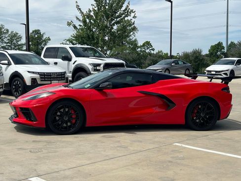 Used 2023 Chevrolet Corvette Stingray Premium Conv w/ Z51 Performance Package RWD image 6