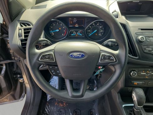Used 2018 Ford Escape S image 19