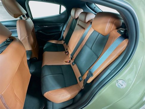 New 2025 MAZDA MAZDA3 Carbon image 17