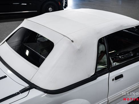 Used 1990 Ford Mustang GT image 40