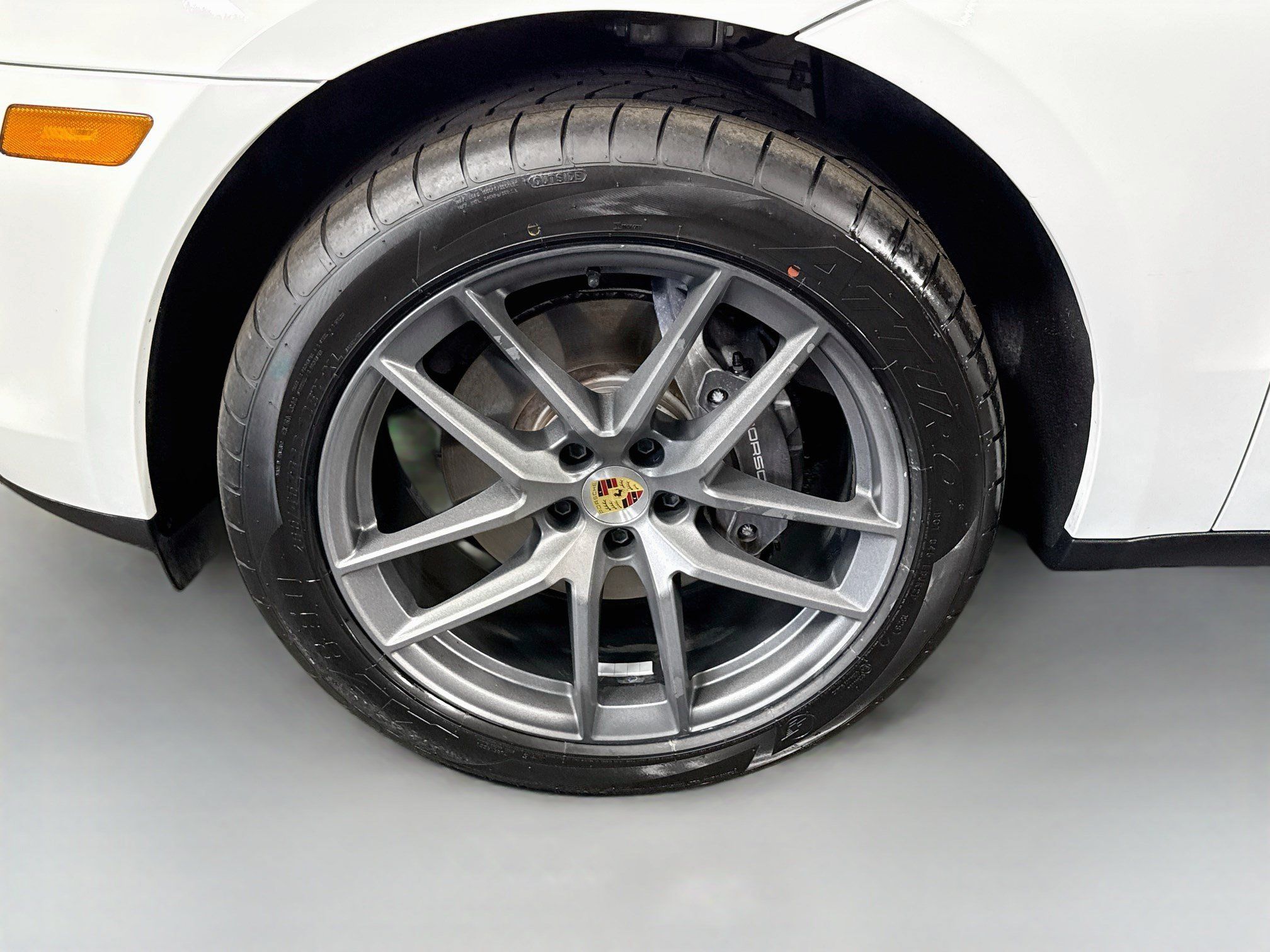 Used 2024 Porsche Macan AWD/4WD image 38