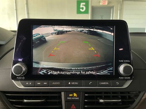 Used 2023 Nissan Altima 2.5 SV image 20