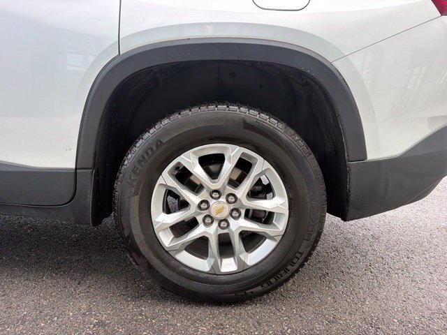 Used 2019 Chevrolet Traverse LS w/ LPO, Floor Liner Package FWD image 4