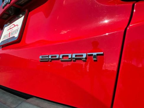 Used 2022 Jeep Renegade Sport image 18