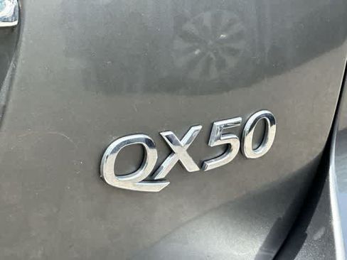 Used 2016 INFINITI QX50 AWD w/ Premium Package image 18