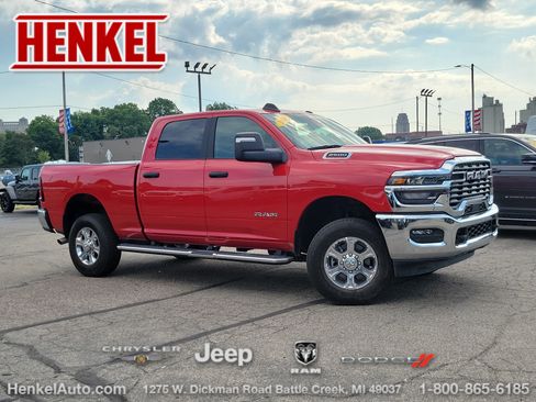Used 2026 RAM 2500 Big Horn AWD/4WD image 1
