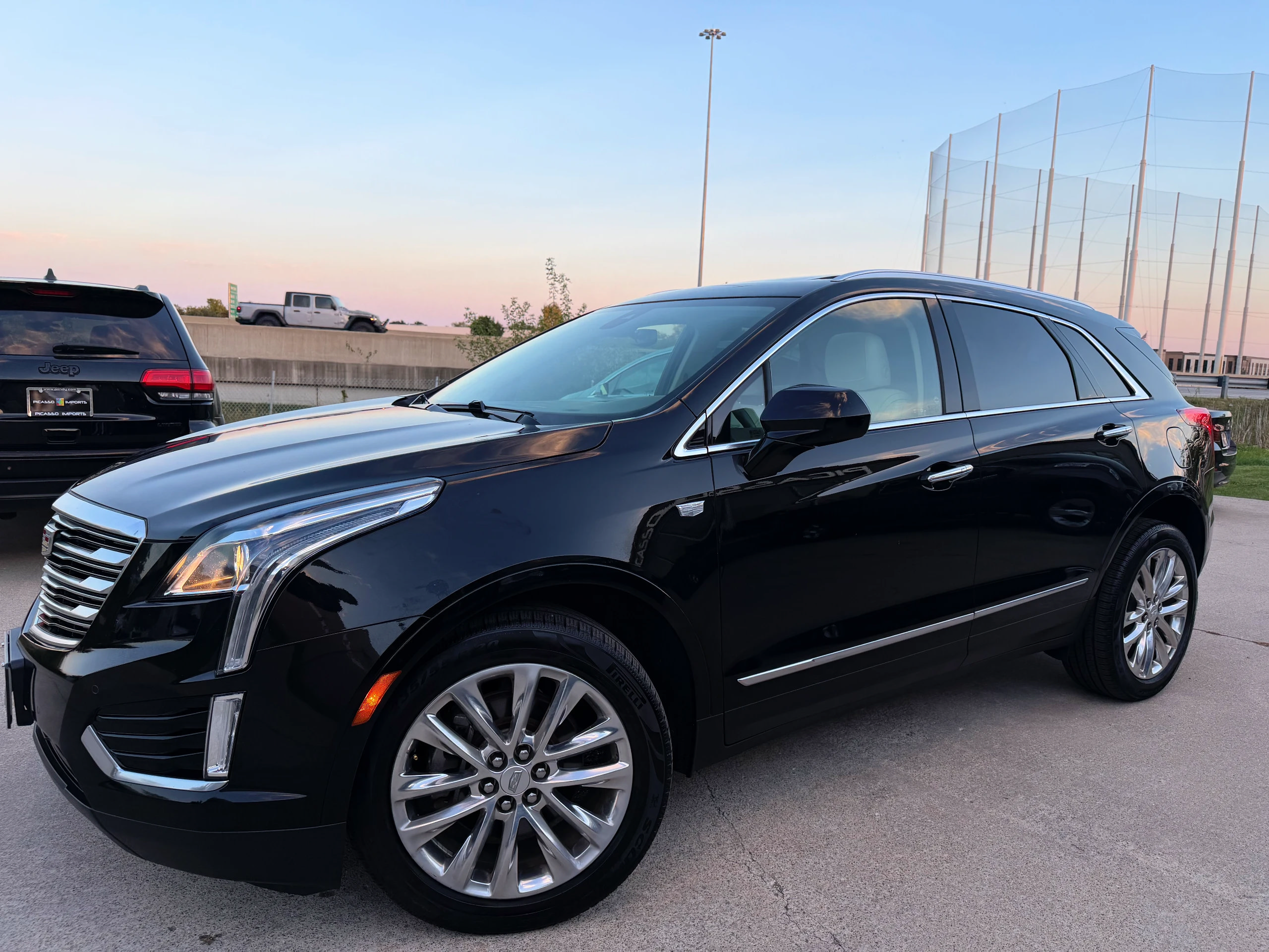 Used 2019 Cadillac XT5 Luxury AWD/4WD image 3