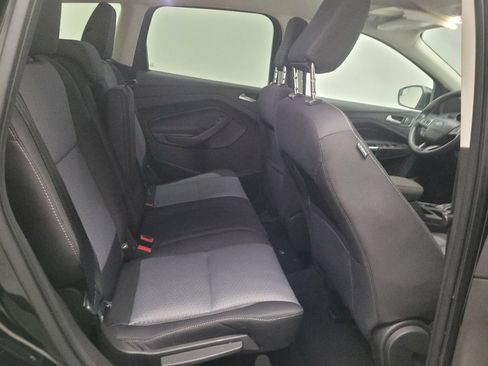 Used 2018 Ford Escape SE FWD image 19
