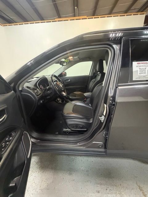 Used 2020 Jeep Compass Latitude AWD/4WD image 14