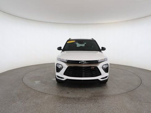Used 2021 Chevrolet TrailBlazer RS w/ Technology Package image 30