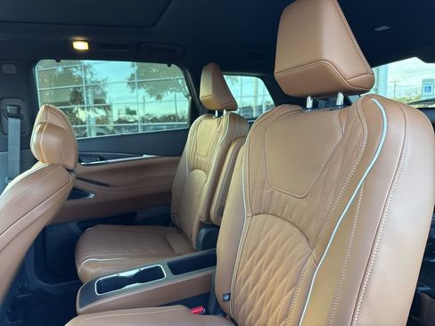 Used 2026 INFINITI QX60 Autograph w/ Dark Cargo Package AWD/4WD image 33