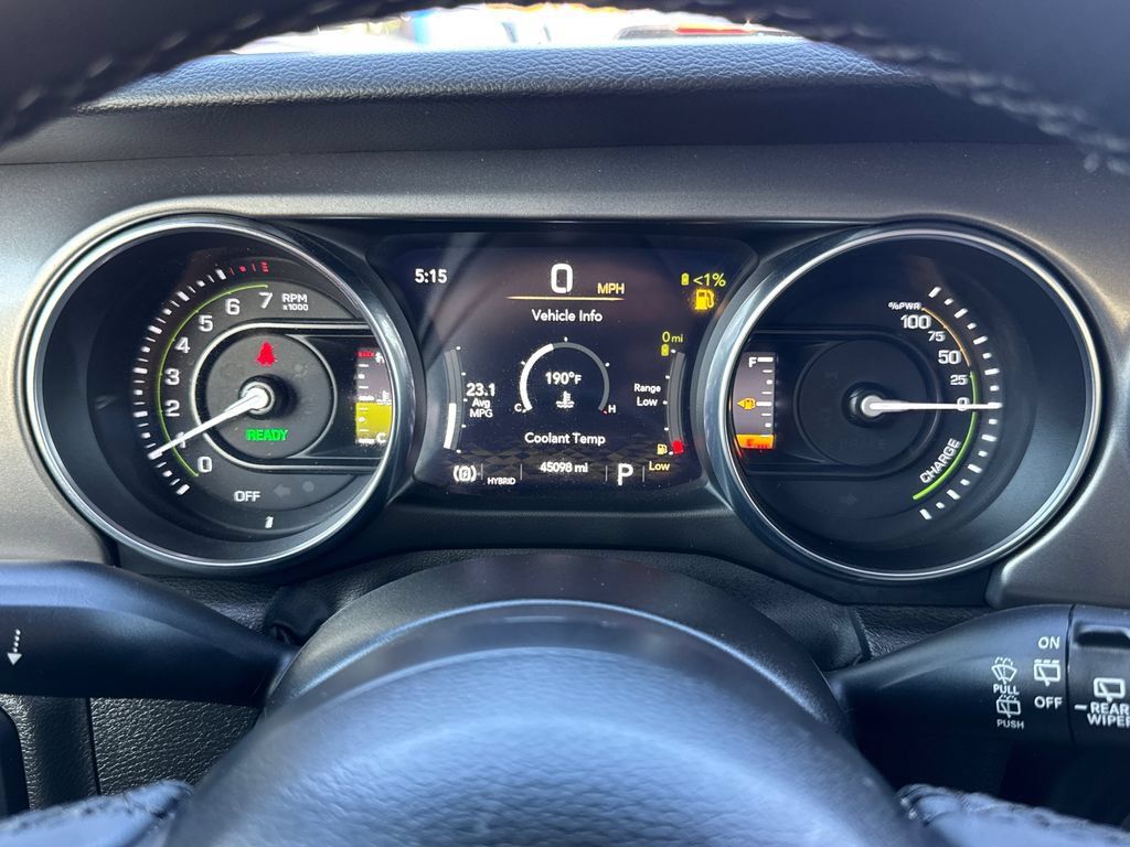 Certified 2023 Jeep Wrangler Unlimited w/ Sun & Screen Package AWD/4WD image 32