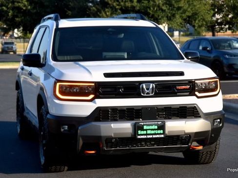 Used 2026 Honda Passport TrailSport Elite image 2