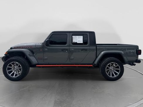 Used 2021 Jeep Gladiator Mojave w/ Cold Weather Group AWD/4WD image 5