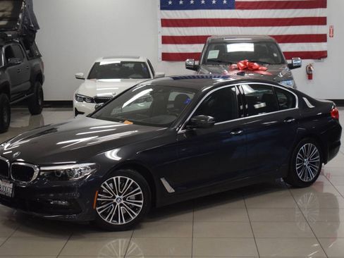 Used 2018 BMW 540i RWD image 15