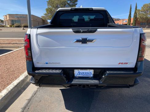 New 2025 Chevrolet Silverado EV RST image 9