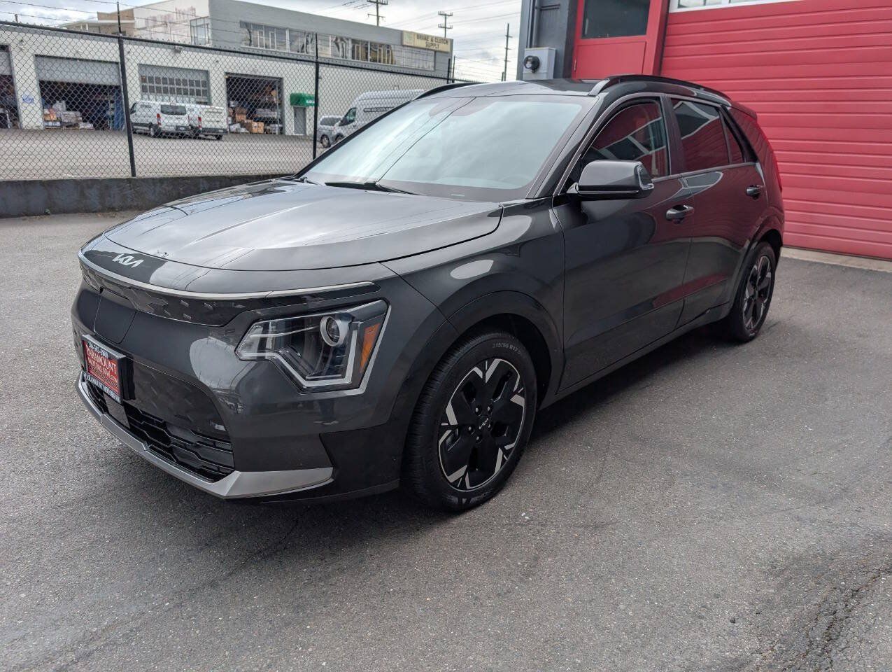 Used 2023 Kia Niro Wind w/ Wind Preserve Package FWD image 6