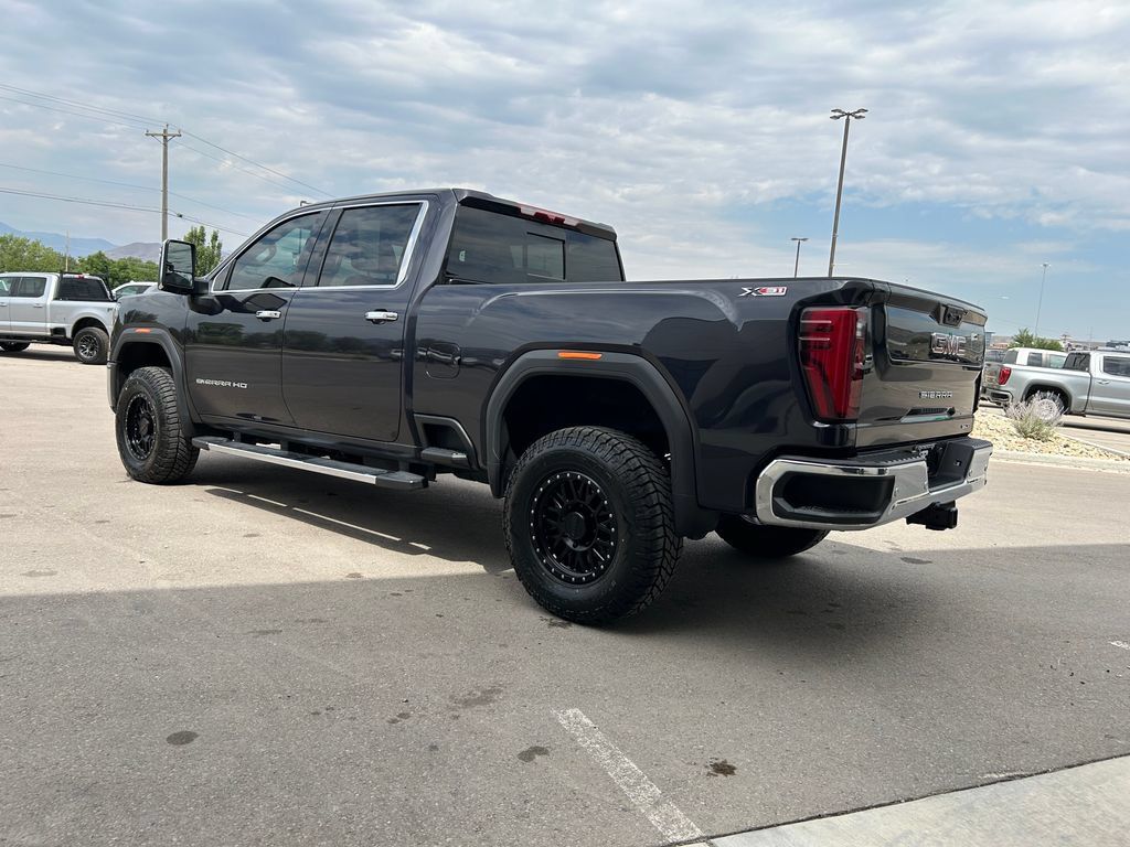 Used 2025 GMC Sierra 3500 SLT w/ SLT Premium Package AWD/4WD image 4
