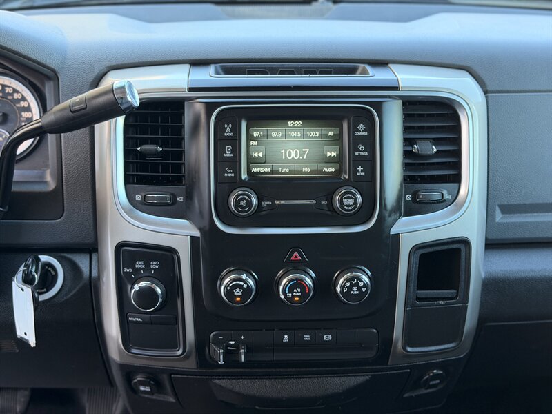 Used 2015 RAM 2500 SLT AWD/4WD image 17