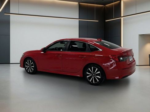 Used 2022 Honda Civic EX image 3