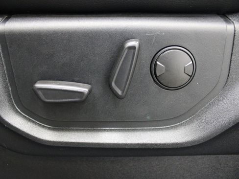 Used 2020 Ford F250 Lariat w/ Lariat Ultimate Package image 46