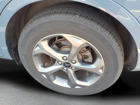 Used 2024 Ford Escape ST-Line w/ Tech Pack #1 FWD image 18