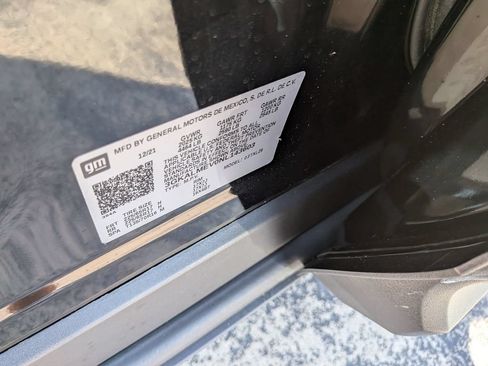 Used 2022 GMC Terrain SLE FWD image 29