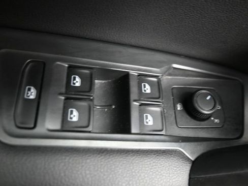 Used 2022 Volkswagen Tiguan S AWD/4WD image 25