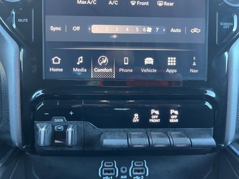 Used 2025 RAM 1500 Big Horn image 21