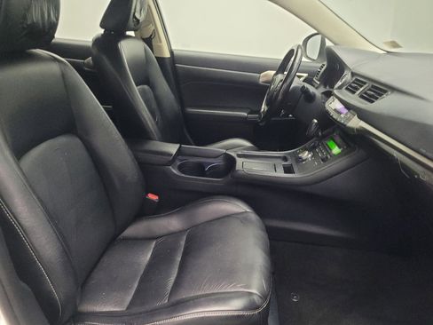 Used 2017 Lexus CT 200h w/ Accessory Package image 21