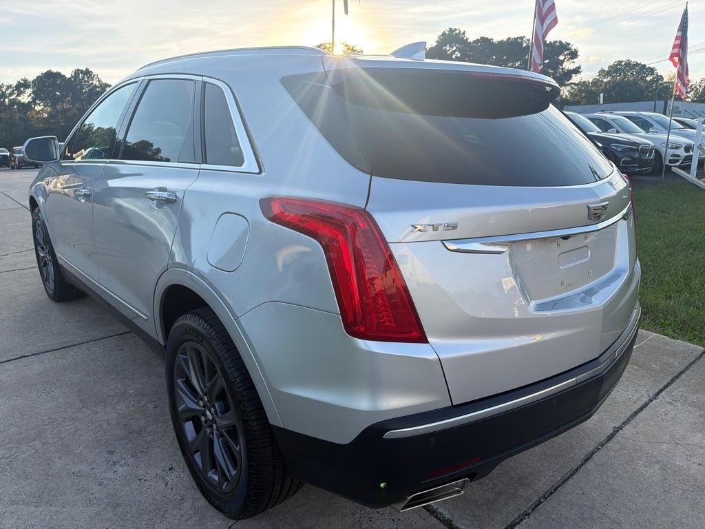Used 2017 Cadillac XT5 Premium Luxury w/ LPO, Wheel Lock Package FWD image 8