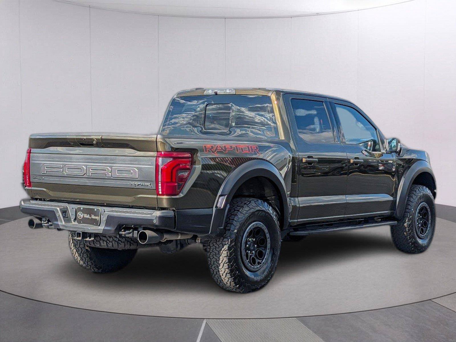 Used 2025 Ford F150 Raptor AWD/4WD image 6