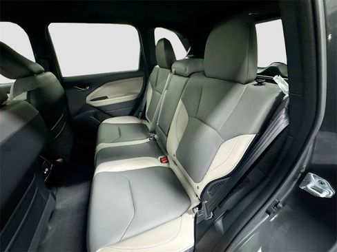 New 2025 Subaru Forester Limited image 24