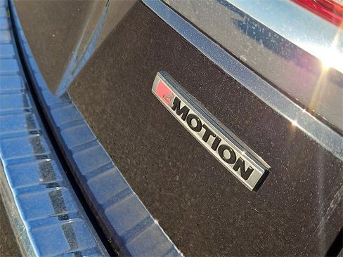 Used 2022 Volkswagen Atlas SEL Premium image 6