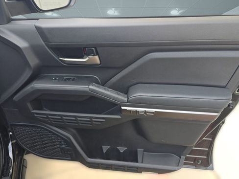 Used 2024 Toyota Tacoma TRD Off-Road w/ TRD Off Road Premium Package image 24