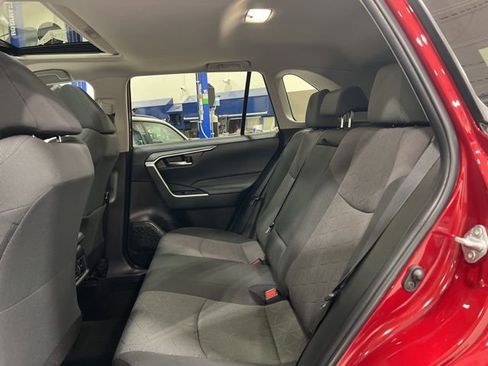 Used 2023 Toyota RAV4 XLE w/ Convenience Package image 11