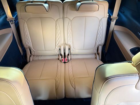 Used 2023 Jeep Grand Cherokee L Summit w/ High Altitude Package image 14