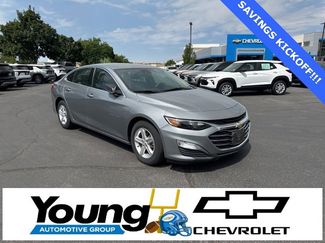 Used 2023 Chevrolet Malibu LS image 1