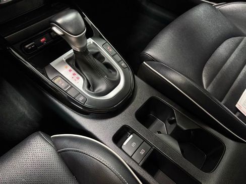 Used 2023 Kia Forte GT-Line w/ GT-Line Premium Package image 21