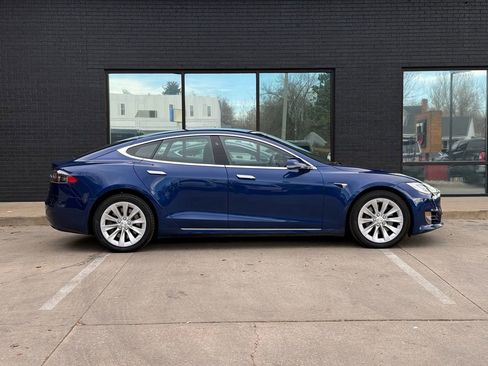 Used 2020 Tesla Model S AWD image 10