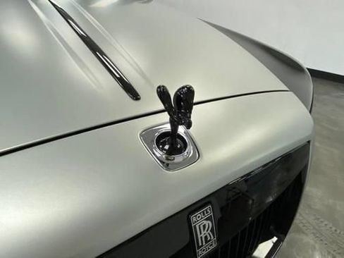 Used 2015 Rolls-Royce Ghost RWD image 12