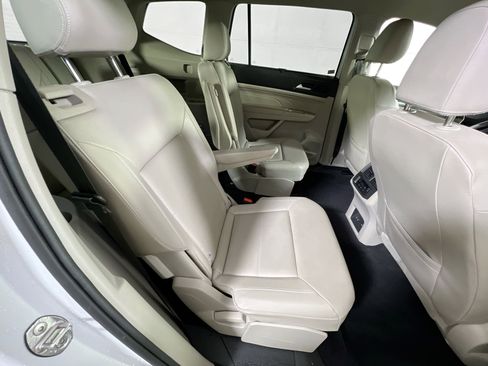 Used 2023 Volkswagen Atlas SE image 26