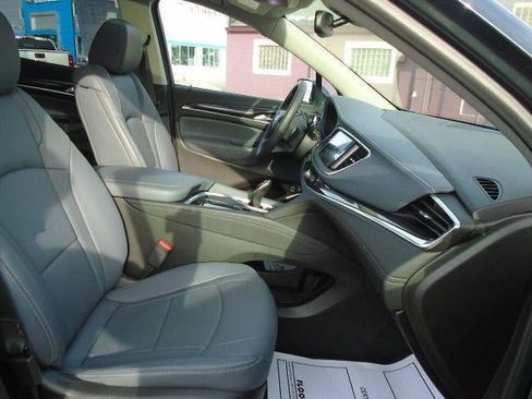 Used 2020 Buick Enclave Essence w/ Sound and Sites Package AWD/4WD image 25