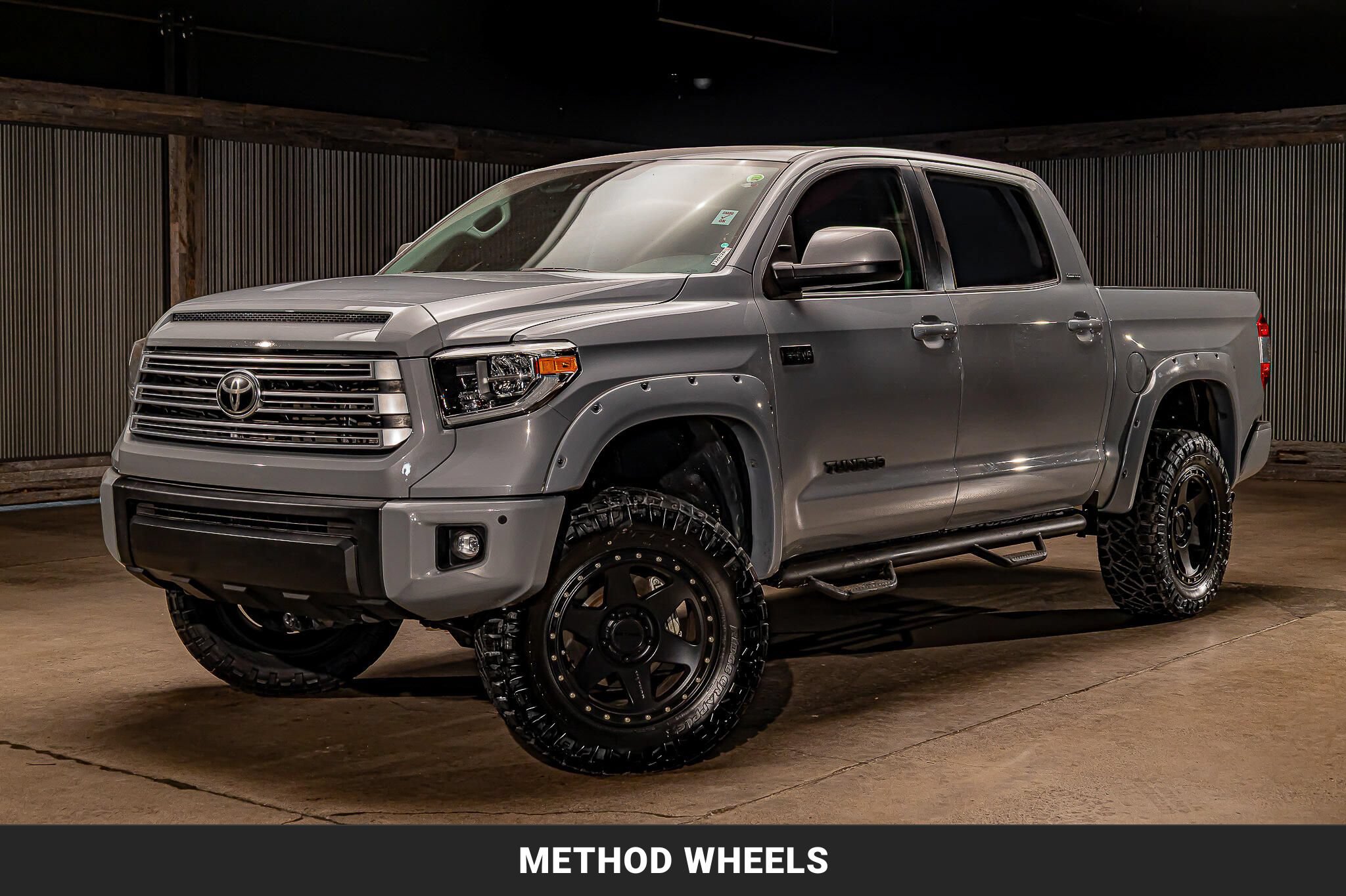 Used 2021 Toyota Tundra Limited w/ Limited Premium Package AWD/4WD image 4