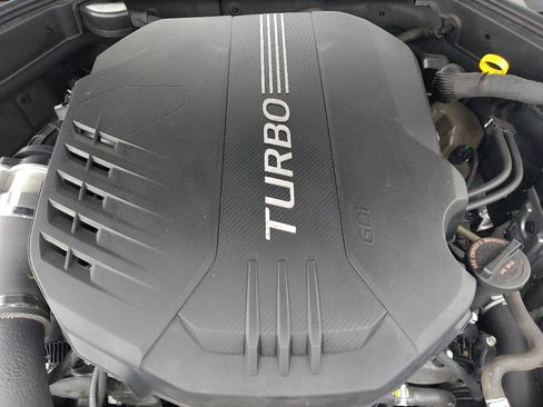 Used 2022 Genesis G70 3.3T RWD image 30